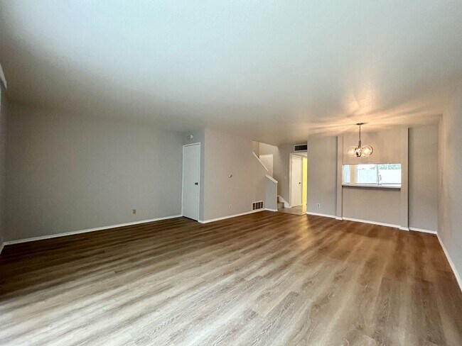 Building Photo - AVAILABLE NOW!! BEAUTIFUL 2 Bedroom 1.5 Bathroom Condo in Palm Desert! MOVE IN SPECIAL HALF OFF O...