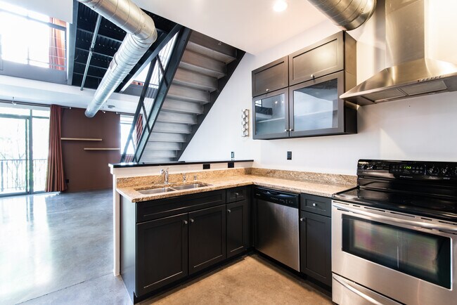 Kitchen - 400 E Main St