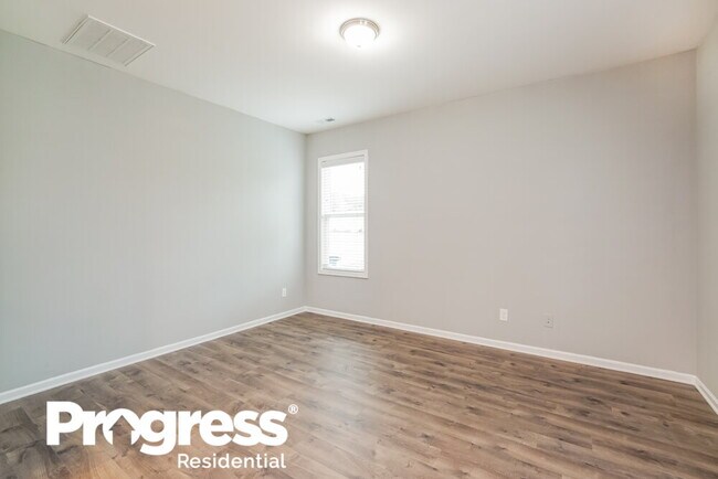 Building Photo - 125 Sturgeon St