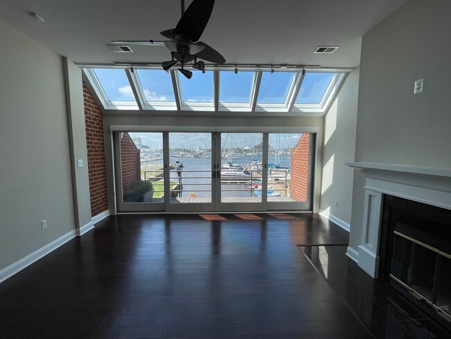 Building Photo - Stunning Canton Waterfront 2bd/2.5ba w/ CA...