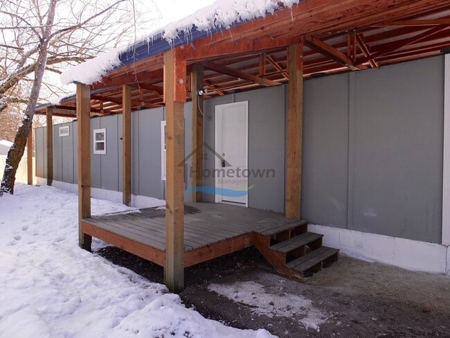 Foto del edificio - Beautiful & Clean 2 Bed 1 Bath Manufacture...