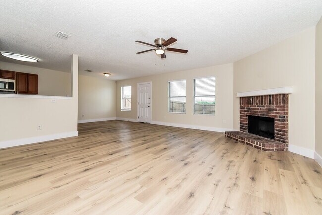 Foto del edificio - 2327 Graystone Dr