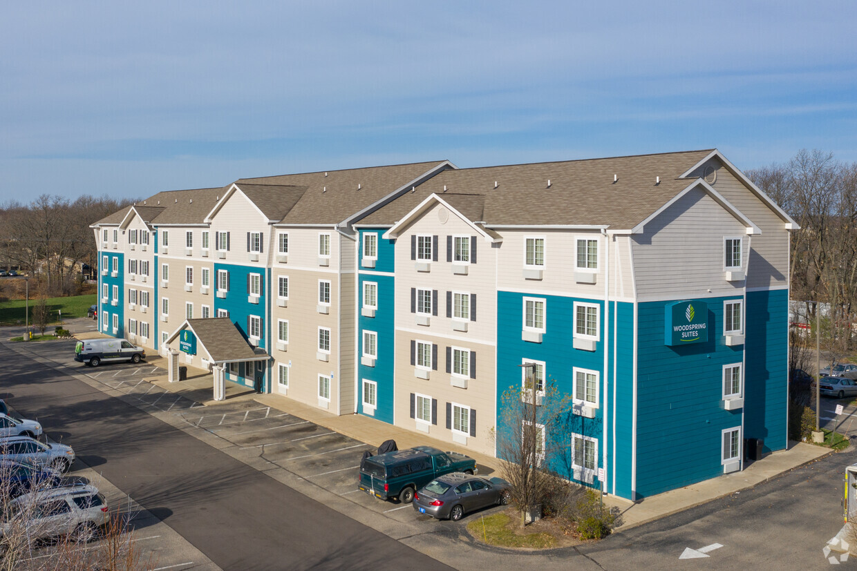 Building Photo - Extended Stay America Select Suites Kalamazoo