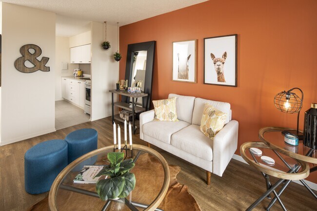 Photo du bâtiment - Lakeview Apartments