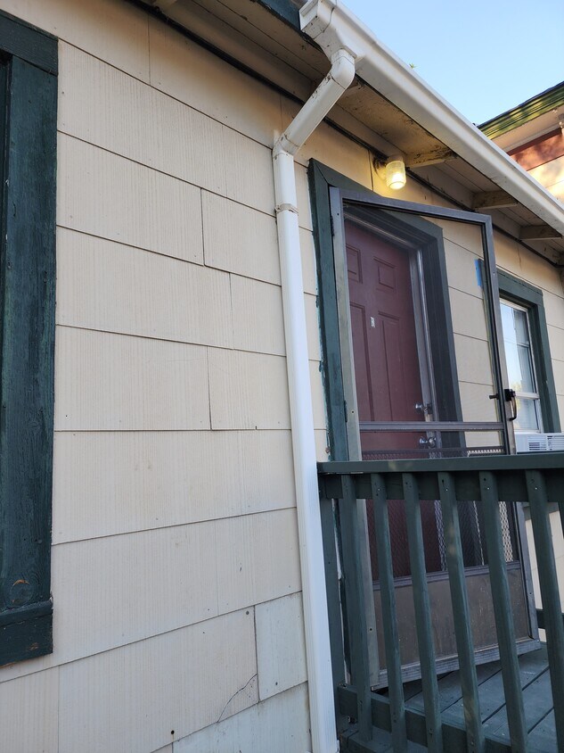 1323 Washington St, Red Bluff, CA 96080 House Rental in Red Bluff, CA