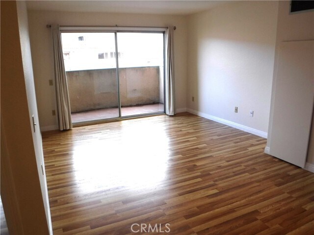 Building Photo - 24410 Crenshaw Blvd