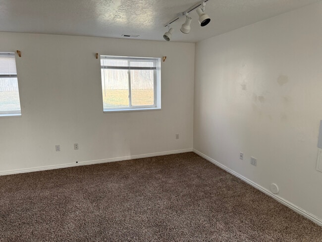 Building Photo - 2330 N 380 W St