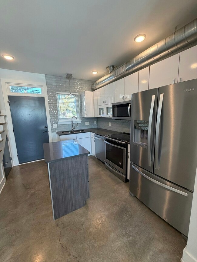 Photo - 86 Evanston Ave Townhome