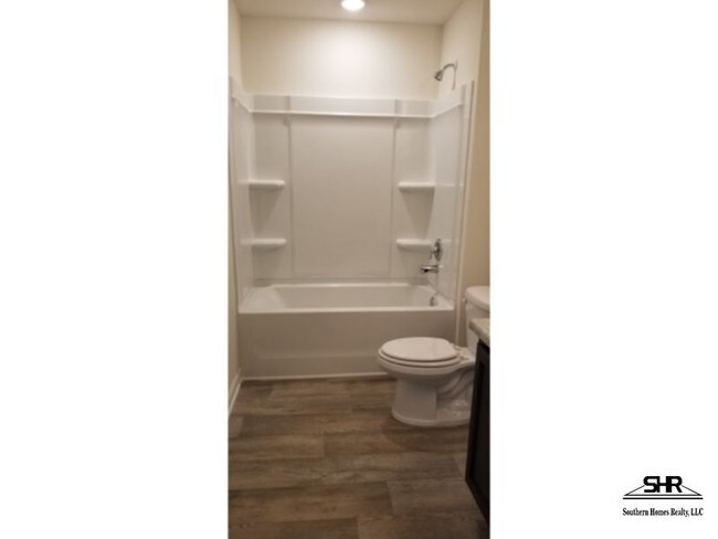 Building Photo - 9494 Lutoo Ln