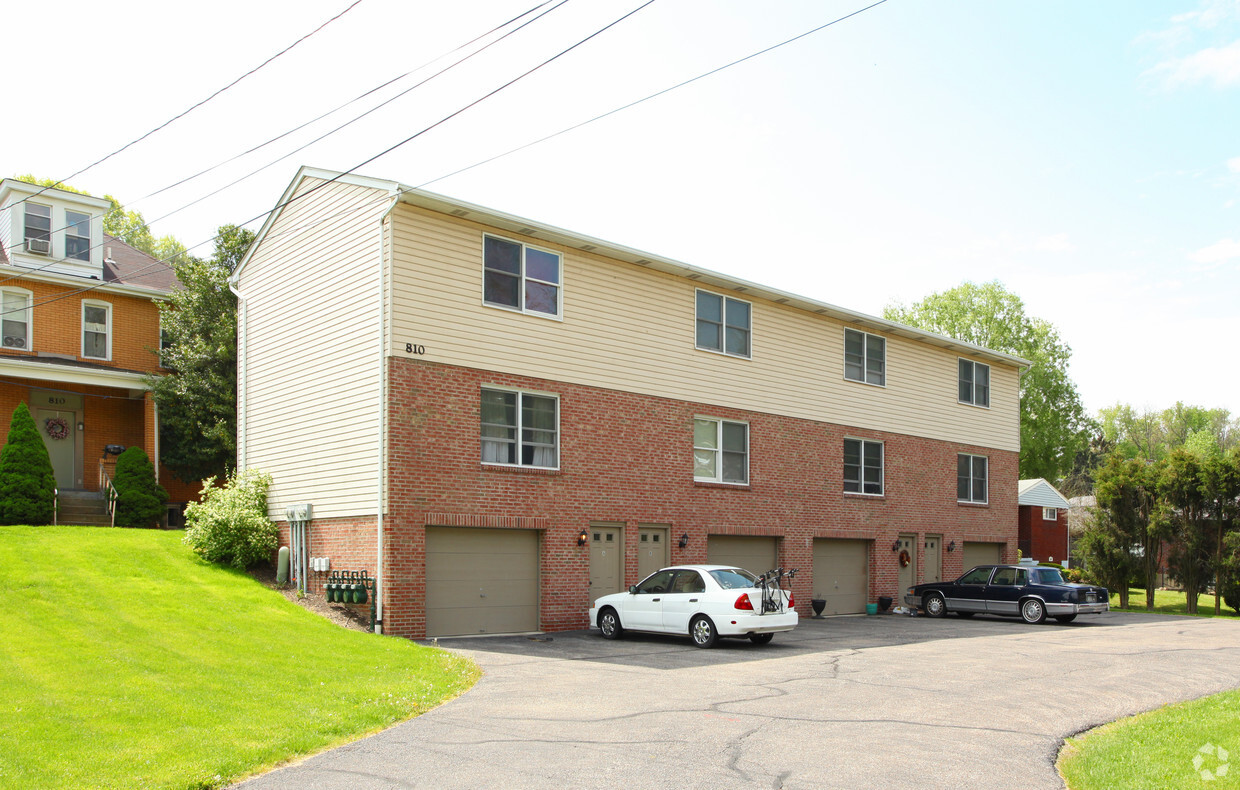 Building Photo - 810 Bower Hill Rd