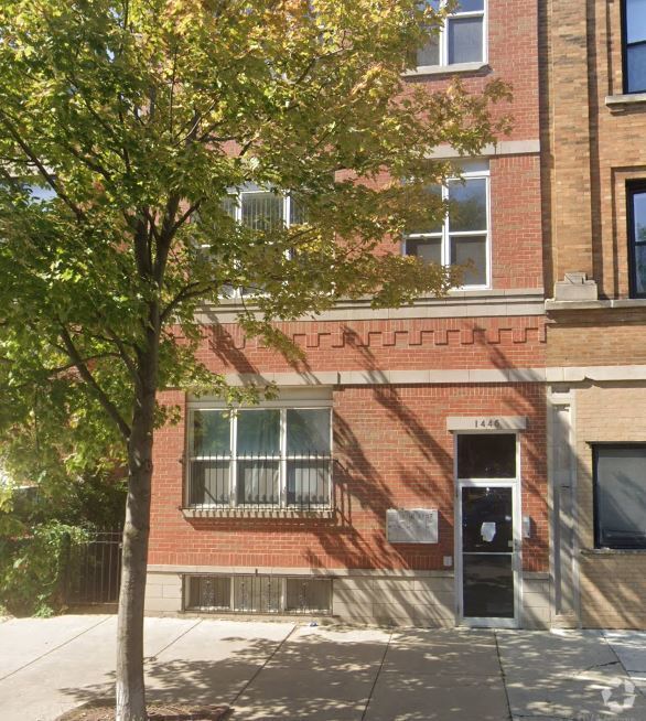 Building Photo - 1446 N Leavitt St