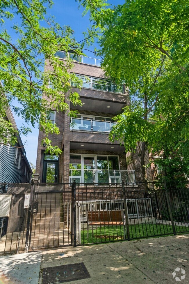 Building Photo - 1522 W Chestnut St
