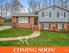 Building Photo - 3924 Dunwoody Dr