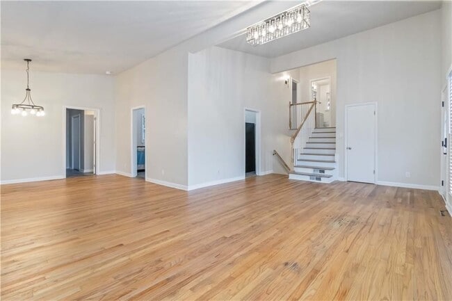 Foto del edificio - 3035 McLendon Cir NW