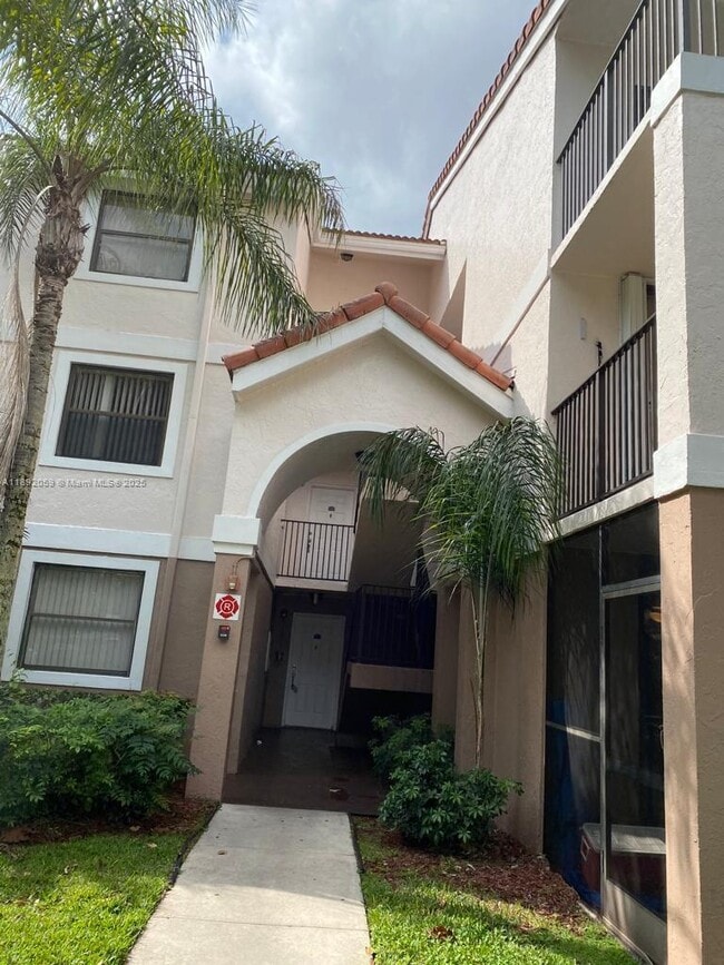 Building Photo - 10105 W Sunrise Blvd