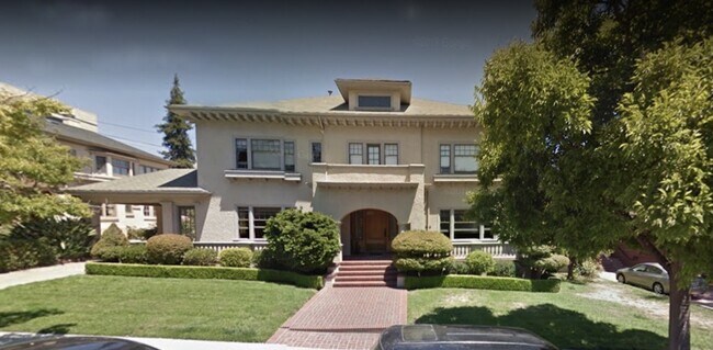 Foto del edificio - 380 Bellevue Ave