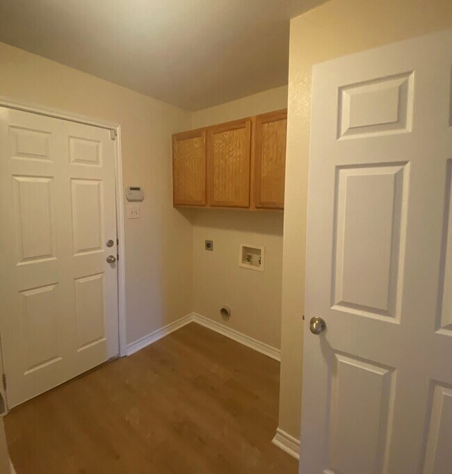 Foto del edificio - 2908 Horseback Ct