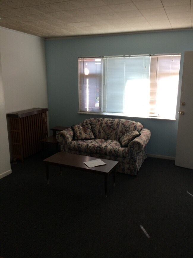 Foto del edificio - 3821 Bates St