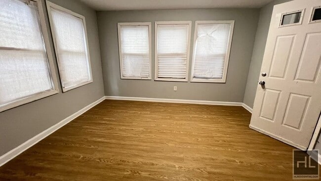 Foto del edificio - NORTH BURGHER AVENUE