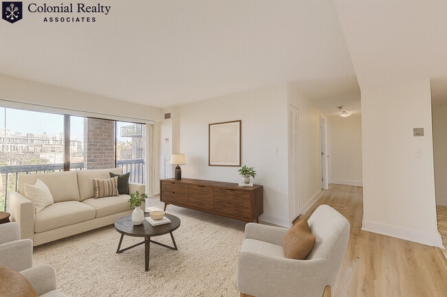 Building Photo - 15 N Beacon St