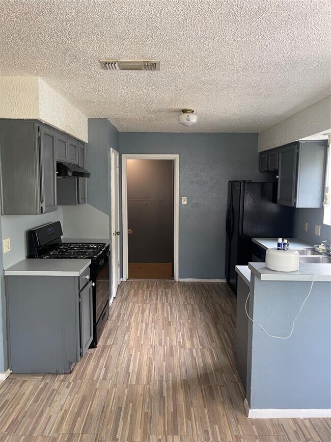 Building Photo - 4808 Spring Meadow Cove