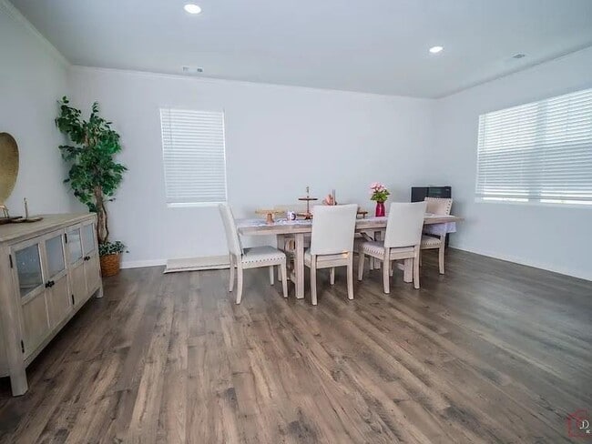 Foto del edificio - 4650 Bramblett Grove Pl