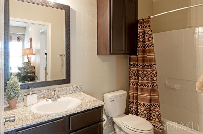 Interior Photo - Boulder Bay