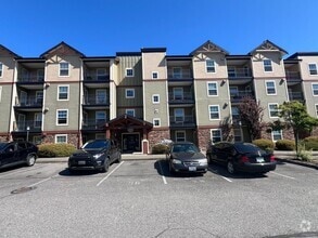 Building Photo - 700 32nd St