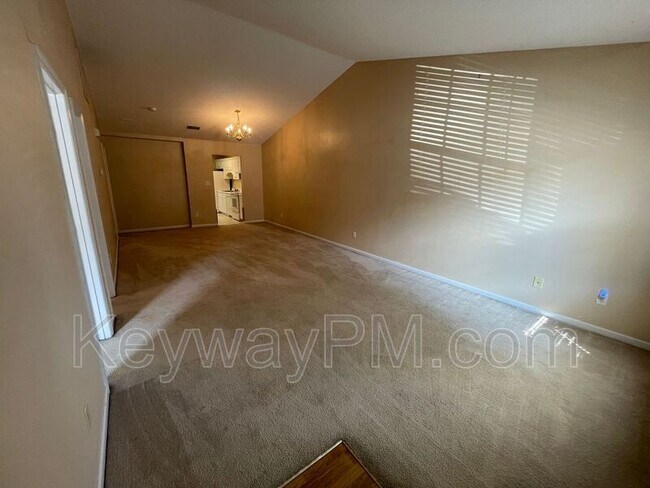 Foto del edificio - 2019 Emerald Bay Dr