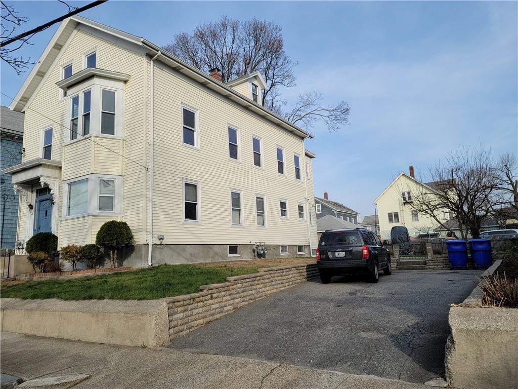 40 South St, Pawtucket, RI 02860 Apartment for Rent in Pawtucket, RI