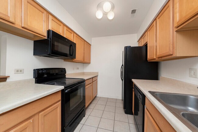 Foto del edificio - 1420 Stonebridge Cir