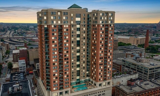 Building Photo - 414 Water St