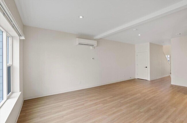 Foto del edificio - South Hill Townhomes