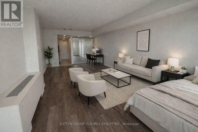 Building Photo - 705 King St W