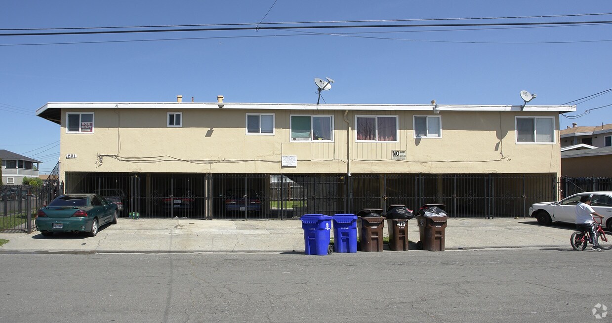 Foto del edificio - 201 Sanford Ave