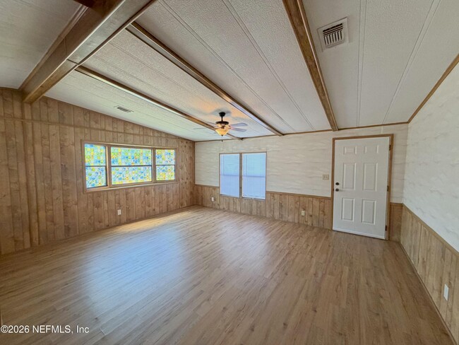 Foto del edificio - 7633 Plumwood Dr