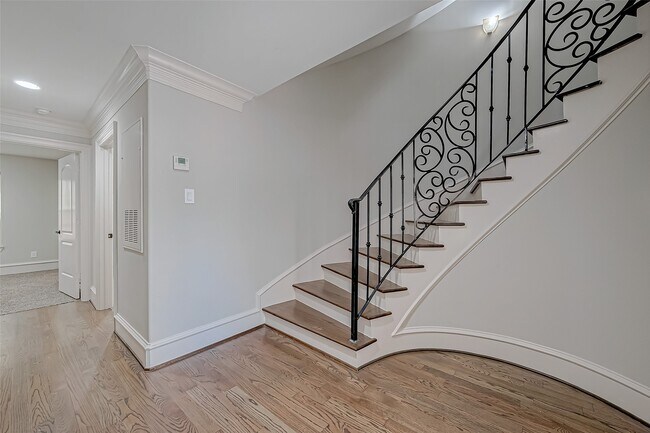 Building Photo - 5226 Kiam St