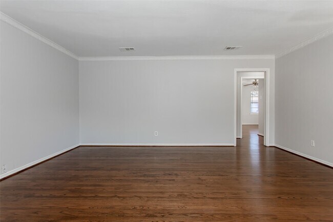 Foto del edificio - 6520 St Moritz Ave