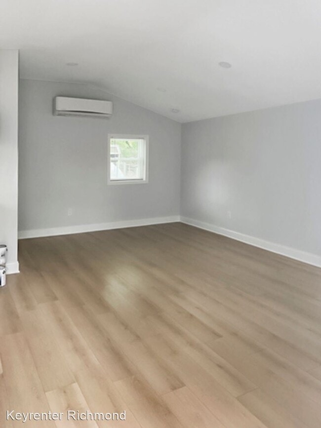 Building Photo - 1 br, 1 bath House - 742A Whitehead Road