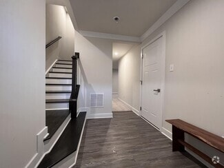 Building Photo - 217 Stonehurst Dr