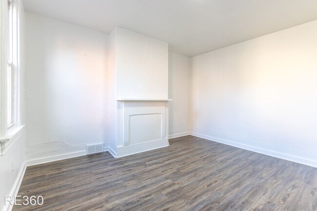 Foto del edificio - 2 br, 1 bath House - 522 E Warrington Ave ...
