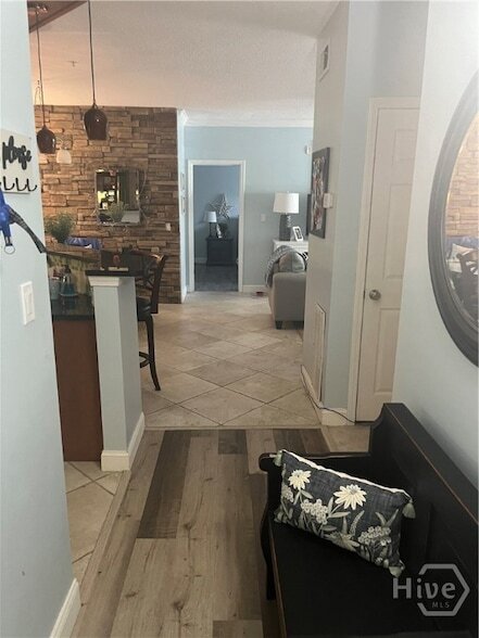 Foto del edificio - 2208 Walden Park Dr