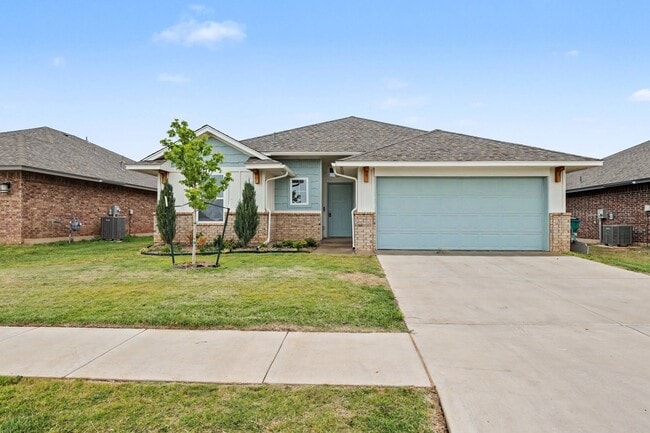 Photo - 8601 NW 76th St House