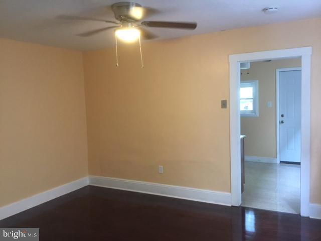 Building Photo - 211 Iron St