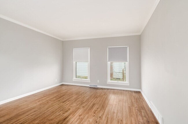 Building Photo - 1635 Penworth Dr