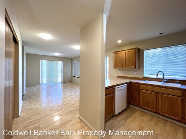 Foto del edificio - 4 br, 2.5 bath House - 3824 Sutton Place