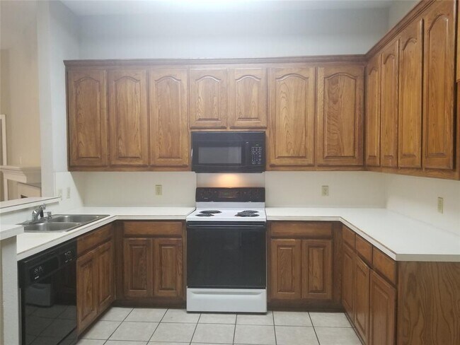 Foto del edificio - 2219 Ragland Rd