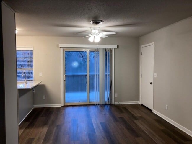 Building Photo - 28 Hatcher Dr