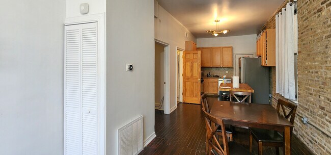 Foto del edificio - 1224 N Cleaver St