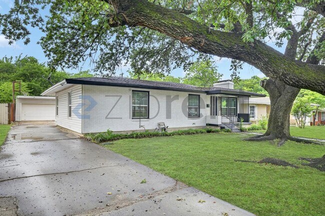 Foto del edificio - 2332 Grandview Dr